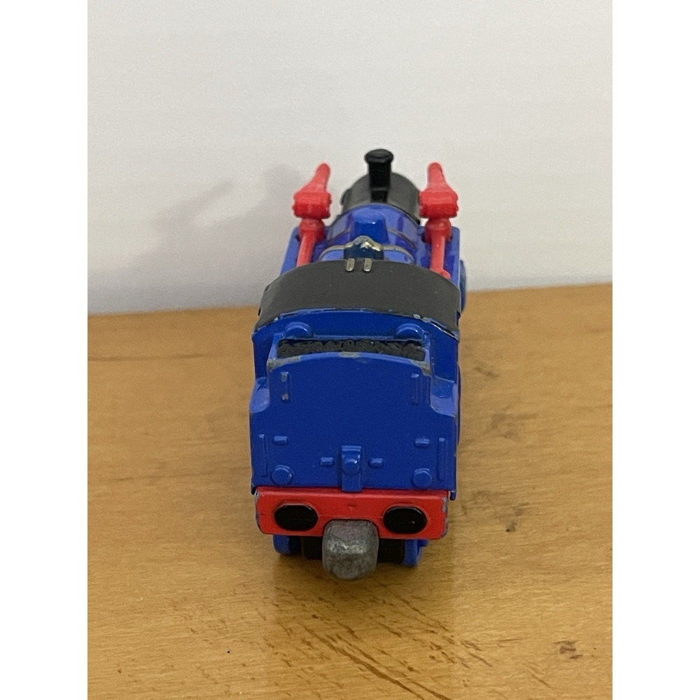 Thomas & Friends Diecast Take & Play Train Tank Engine Belle Not Talking Version - Picture 3 of 10